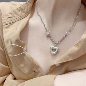 Fashion Hollow Love Heart Pendant Necklace - Image 2