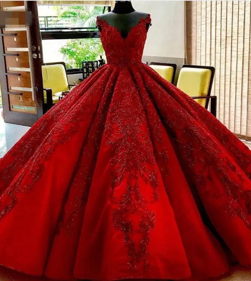 Luxury Red Beaded Puffy Ball Gowns Lace Appliques Bridal Gowns