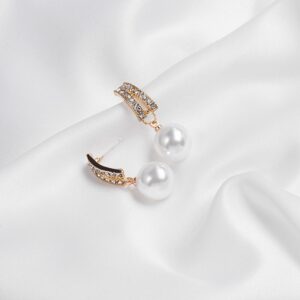 Fashion Cute Small Simple Pearl Earrings - Image 3