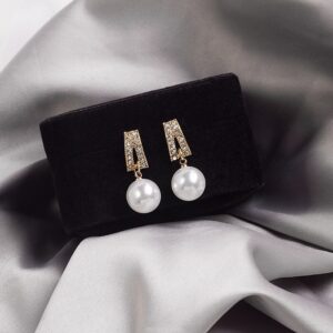 Fashion Cute Small Simple Pearl Earrings - Image 5