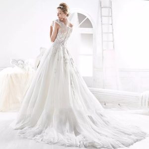 3D Lace Appliques Luxury A-Line Bridal Gown - Image 3