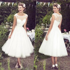 Scoop Neck Sleeveless Wedding Dress - Image 2