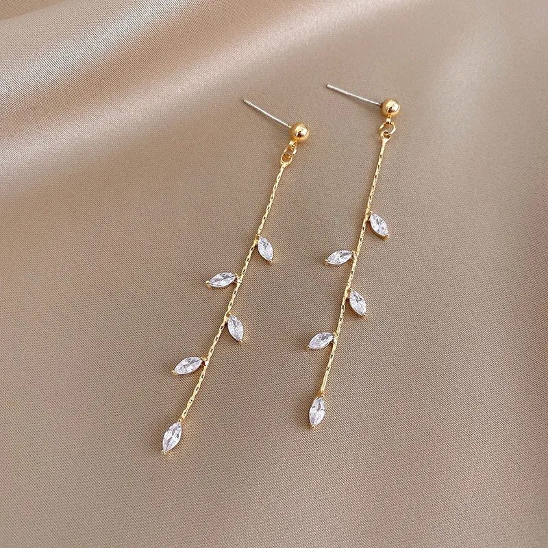 Long Silver Plated Leaf Tassel Exquisite Luxury Drop Earrings