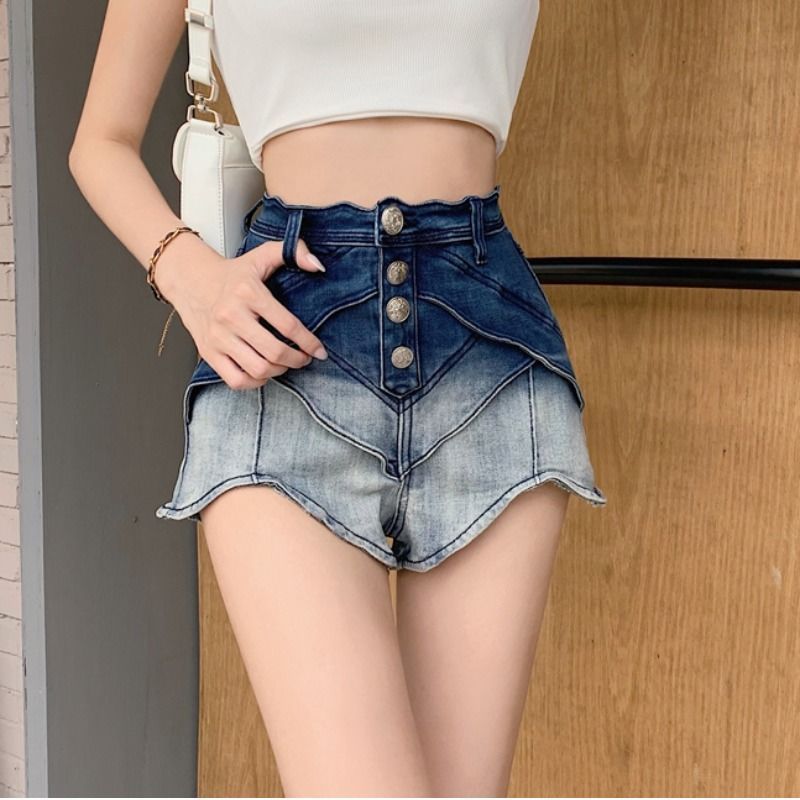 Cool Multiple Buckle Booty Contrast Stitching Denim Short