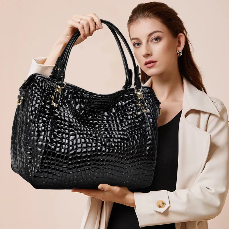 Crocodile Pattern Leather Large Capacity Handbags