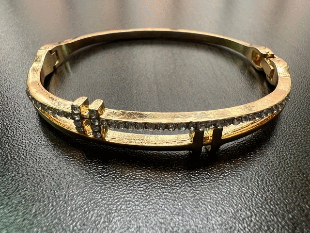 Letter H Micro-Inlaid Diamond Bracelets