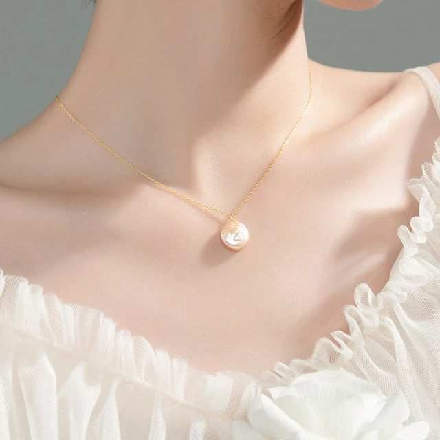 Sweet Irregular Baroque Pearl Choker Short Necklace For Women