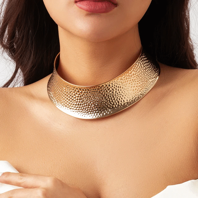 Exaggerated Spot Metal Wire Open Cuff Torques Choker Necklace