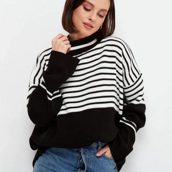 High Collar Long Sleeves Two-Tone Daily Sweaters
