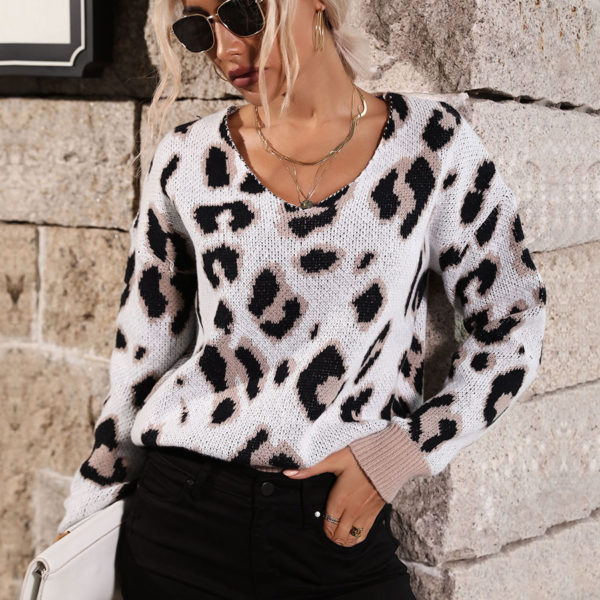 Black White Leopard Print V-Neck Long Sleeves Sweaters - Image 4