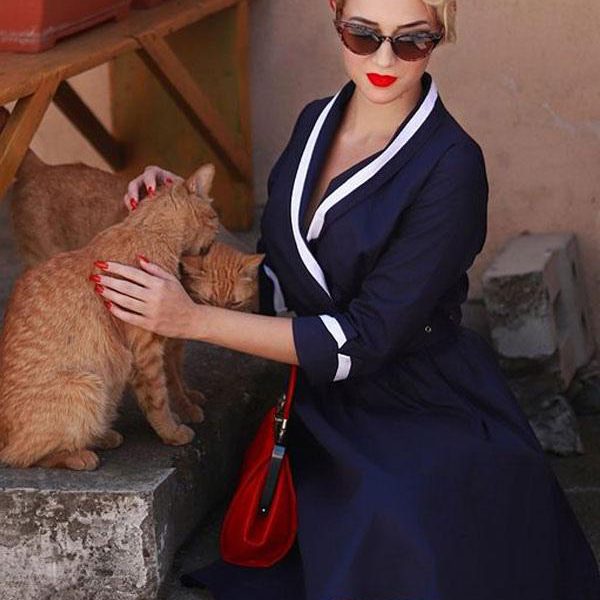 Vintage Dresses 1950s Audrey Hepburn Style Dark Navy Two Tone Belted Long Sleeve V Neck Midi Dress