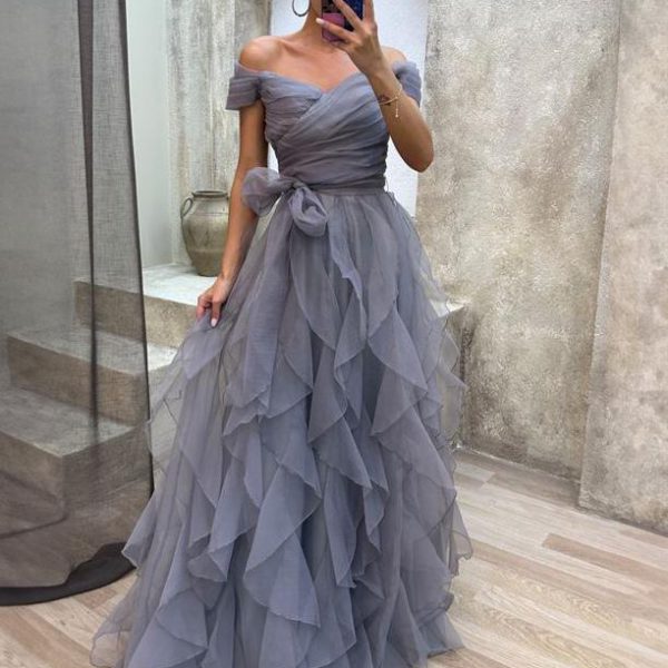 Tulle Party Dresses Off-Shoulder Elegant Cocktail Dress In Solid Color