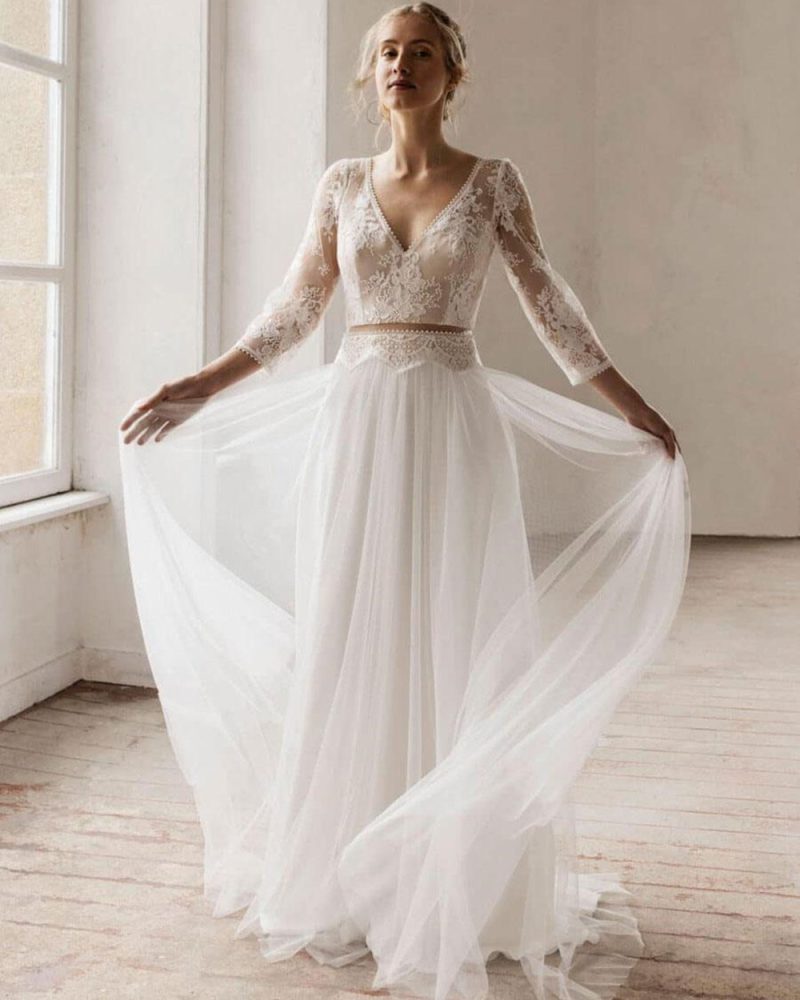 Ivory Boho Wedding Dress Lace Long Sleeves V-Neck Bridal Dress