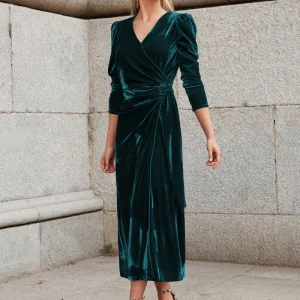 Dignified Velvet Dress French Design Elegant and Simple Long Sleeve Evening Dresses - Image 10