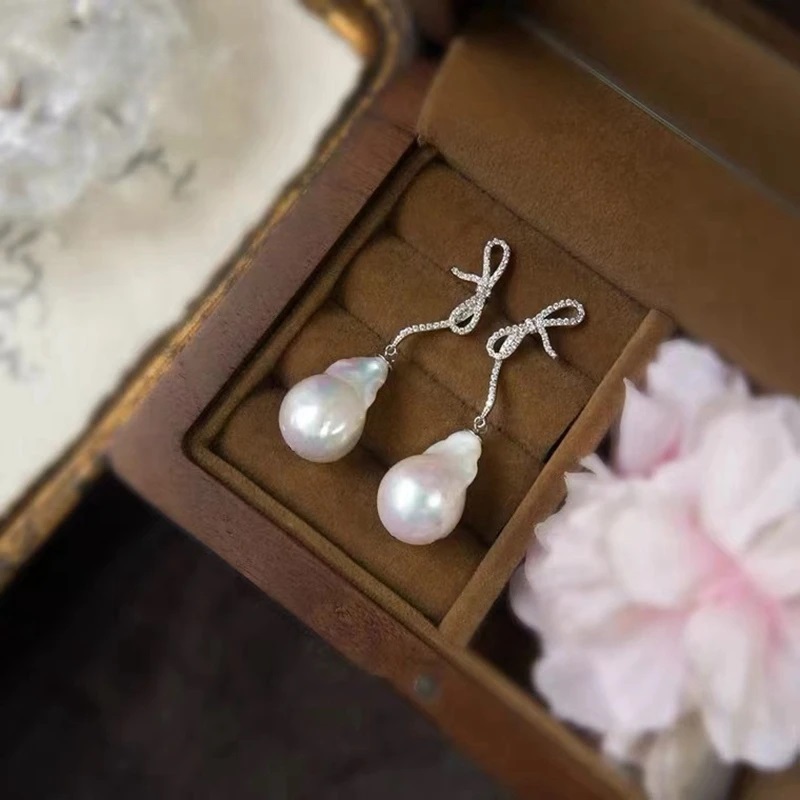 Natural Fresh Water Irregular Baroque Earrings Special-shaped Pearl Earrings Sterling Silver Zircon Elegant