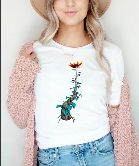 Trendy 90s Watercolor  T-shirt – Must-Have Casual Chic Top