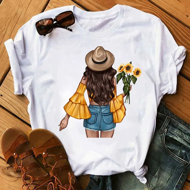Urban Blossom Sunflower Tee – Women’s Fashion-Forward Casual  Shirt
