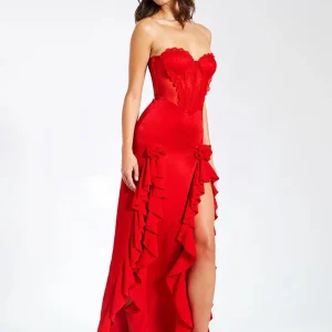 Designer Strapless Evening Dress with Lace Embellishment and Leg-Flaunting Split
