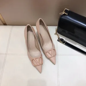 PoshPlunge Waterproof Pointed Party Pumps - Image 2