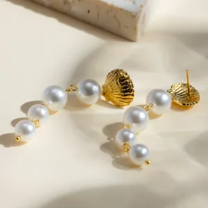 Casual Shell Pearl Stylish Delicate Earrings - Image 3