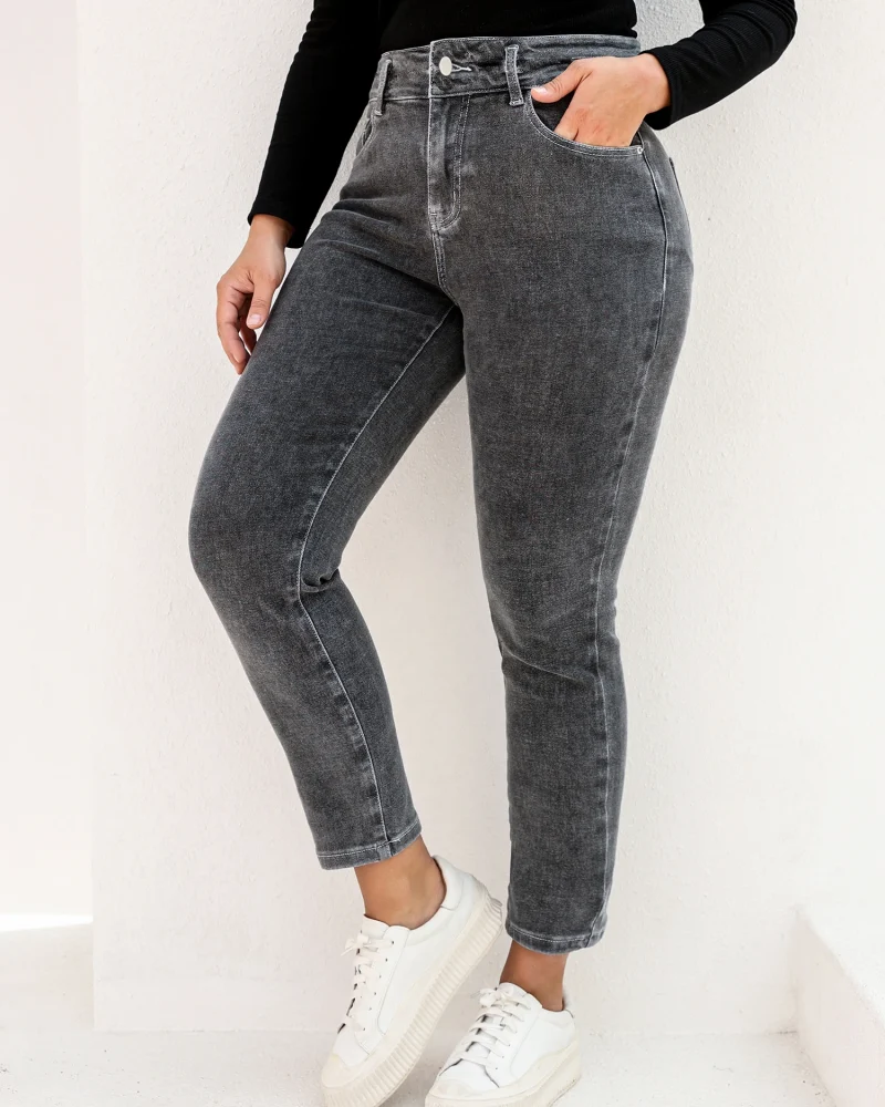 Classic Stretchy High Waist Full Length Plus Size Curvy Fitting Jeans