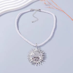 Trendy Sun Flower Pendant Necklaces Jewelry - Image 4