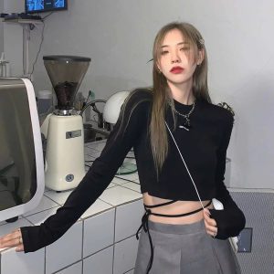 Casual O-Neck Long Sleeve Design Ins Prevalent Bandage Crop Tops