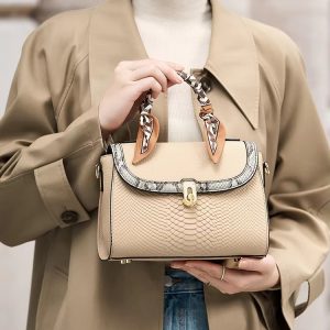 Casual Solid Cow Leather Slot Pocket Luxurious Handbag Tote Bags - Image 5