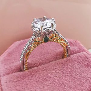 Two-color Hollowed Ladies Halo Exquisite Ring