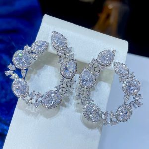 C Shape Cut from Different Specs of Cubic Zirconia Stud Earrings