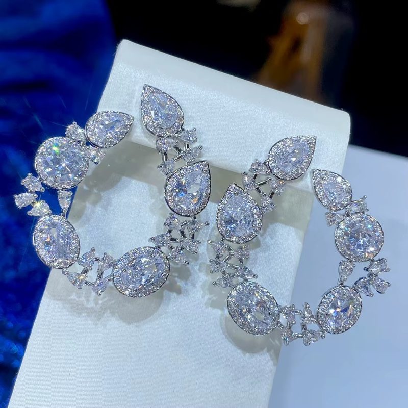 C Shape Cut from Different Specs of Cubic Zirconia Stud Earrings