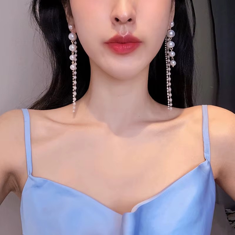 Trendy Full Crystal Simulated Pearl Tassel Drop Earring
